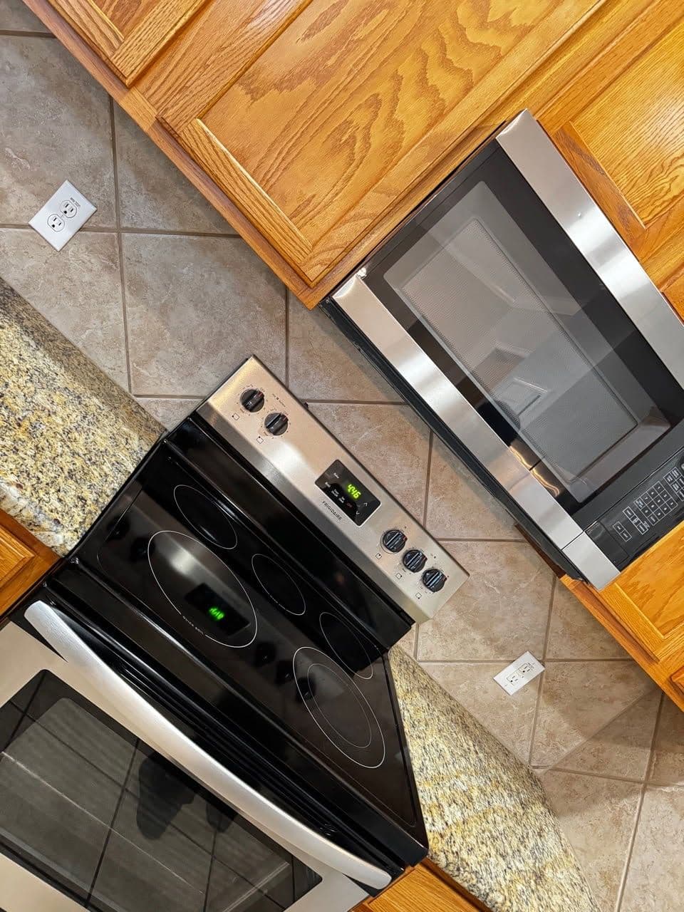 Gallery photos for Spotless Move-Out Clean in Denton County Home: Image #1