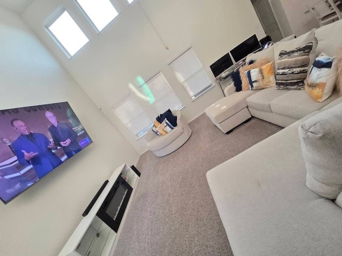 Gallery photos for Spotless Transformation with Recurring Cleanings: Image #3