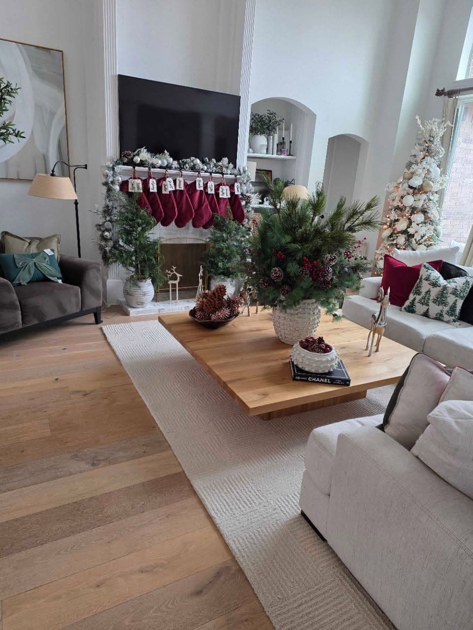 Gallery photos for Holiday Sparkle and Shine in Little Elm: Image #1