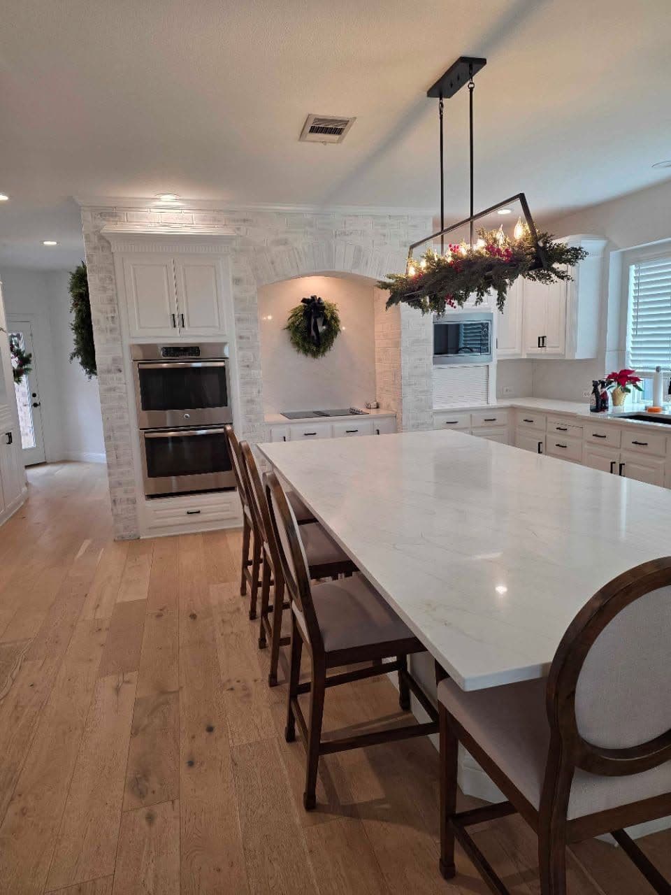 Gallery photos for Holiday Sparkle and Shine in Little Elm: Image #2