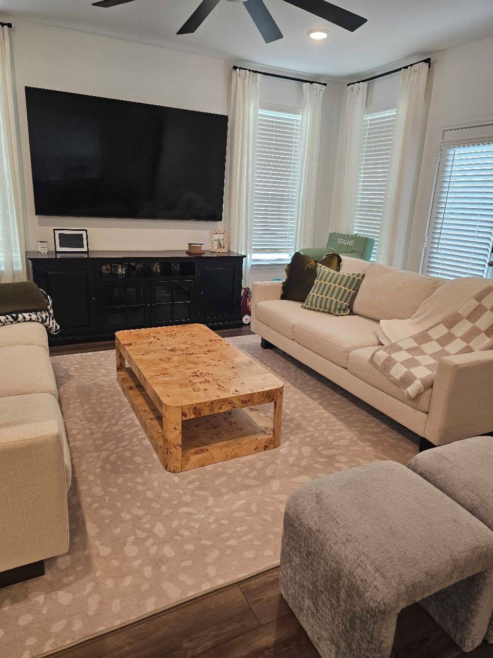 Project Experience a Pristine Home with Our Weekly Cleaning Service image