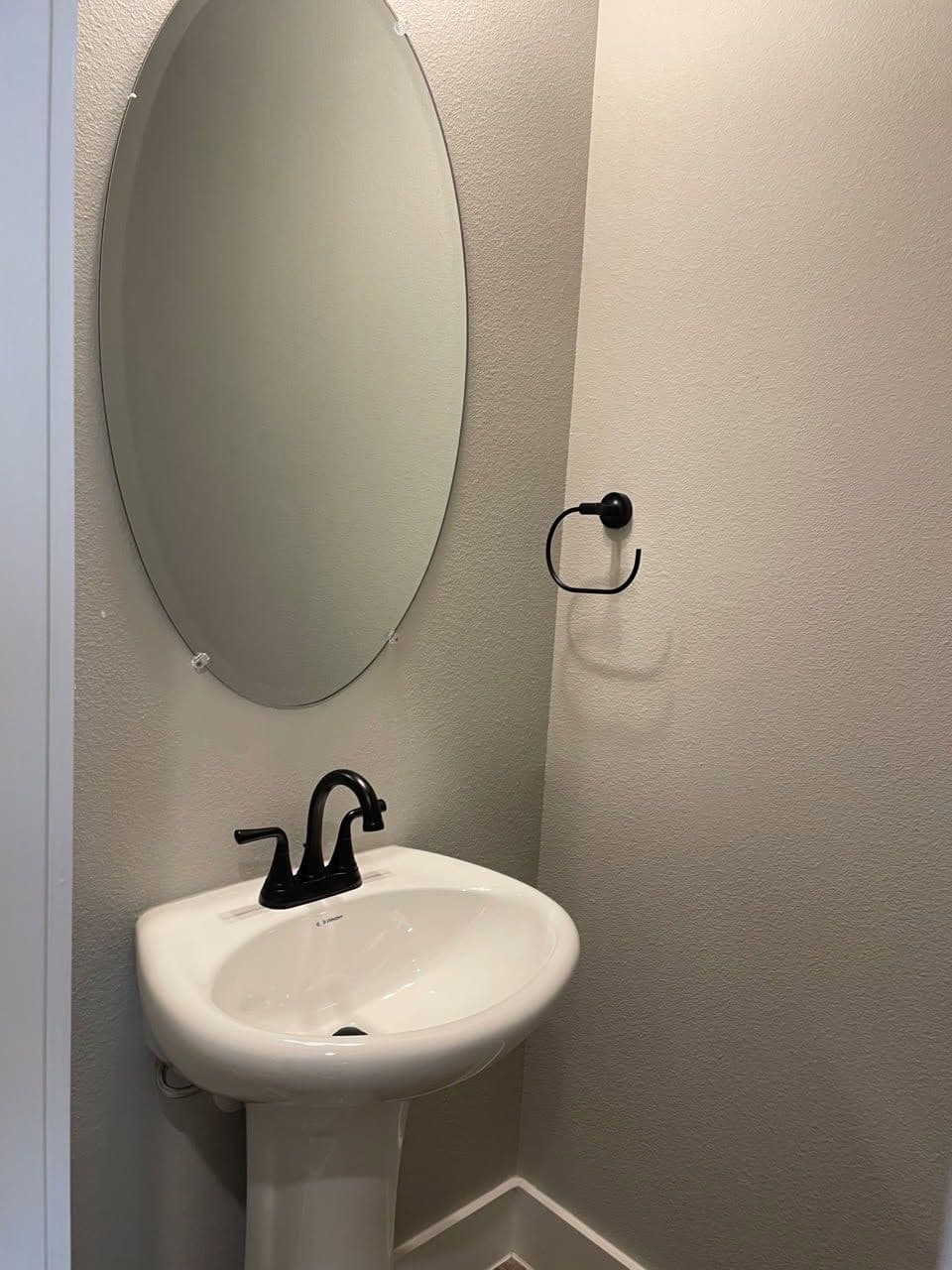 Gallery photos for Spotless Move-In Cleaning for Your New Home: Image #1