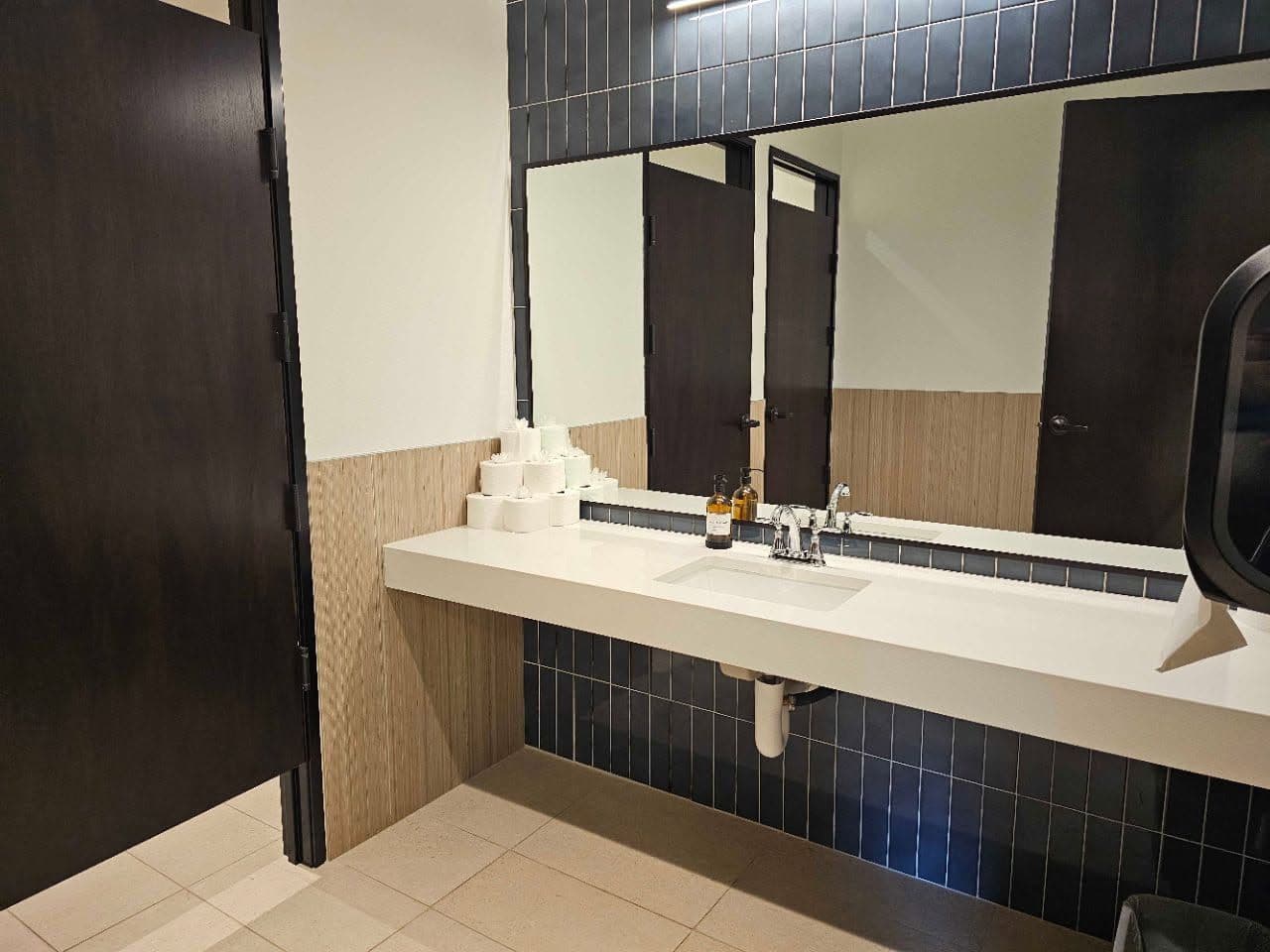 Top-Notch Office Cleaning in North Texas image