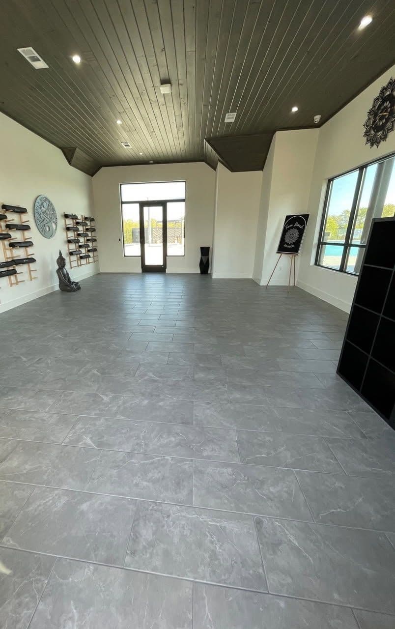 Gallery photos for Recurring Commercial Cleaning for an HOA Facility in Aubrey: Image #3